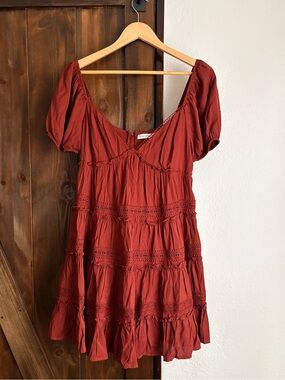 Altar’d State Burnt Terracotta Tiered Mini Dress With Crochet Detailing 🤍✨